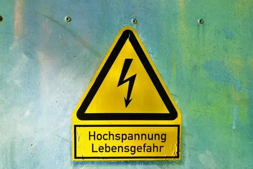 Elektrolyse Pool – Nachteile – Kosten, Wartungsaufwand Und Mögliche Probleme Im Überblick